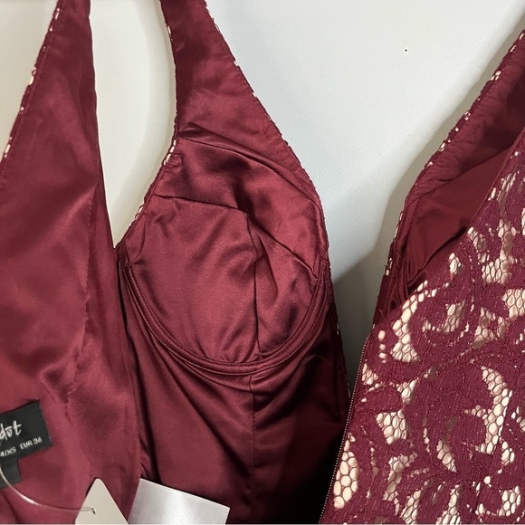 Bardot Julia Deep V Neck Lace Bordeaux Red Sleeveless Bodysuit Size 4 NWT - Picture 10 of 16